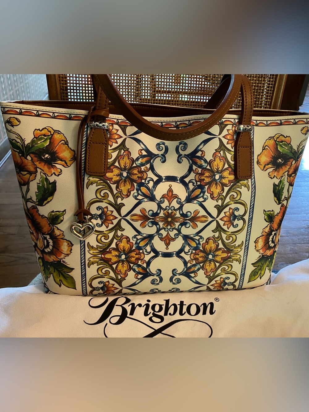 Brighton Bella Lucca Floral Zip Top Large Tote F304896 with Dustcover NWOT
